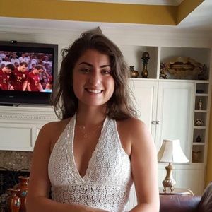 Meet your Posher, Kiana